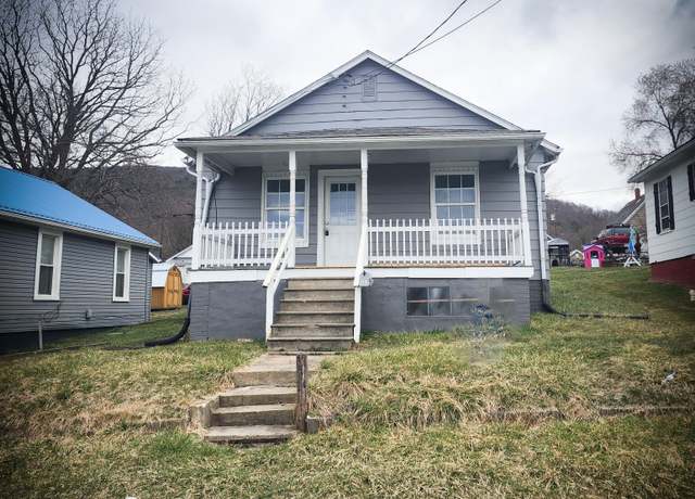 Property at 907 N Pocahontas Ave, Covington, VA 24426, 2 beds, 1 bath