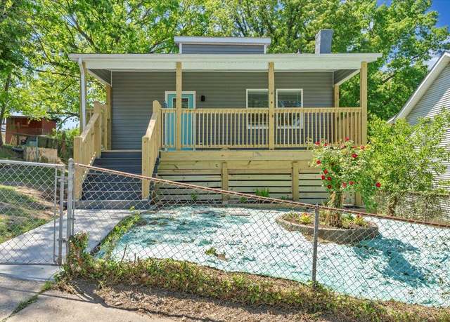 Property at 1113 17th St SE, Roanoke, VA 24013, 3 beds, 1 bath