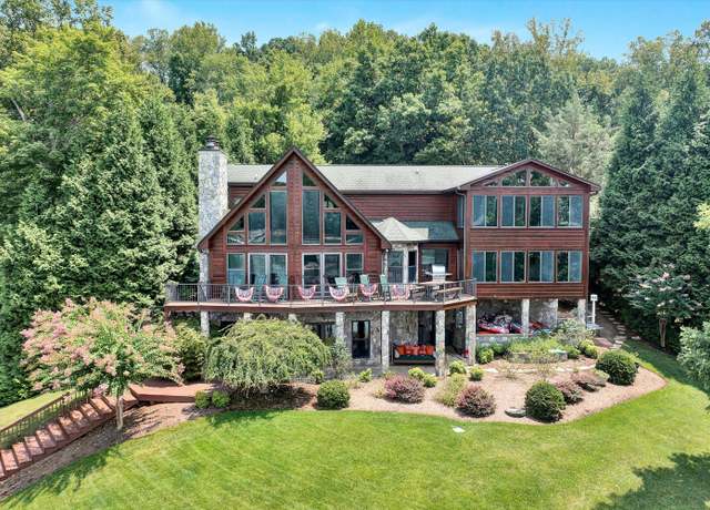 Property at 308 Sterling Cir, Union Hall, VA 24176, 4 beds, 4 baths