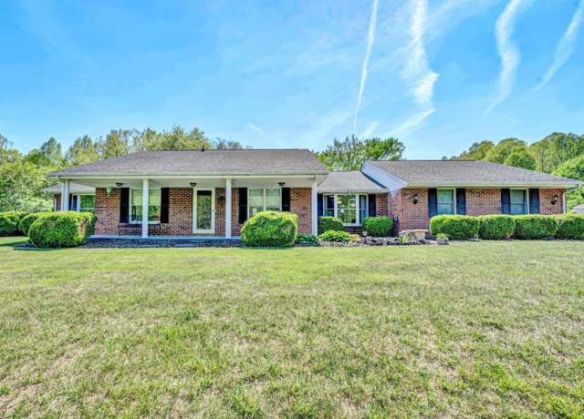 Property at 1033 Annie Bell Rd, Blue Ridge, VA 24064, 3 beds, 2 baths