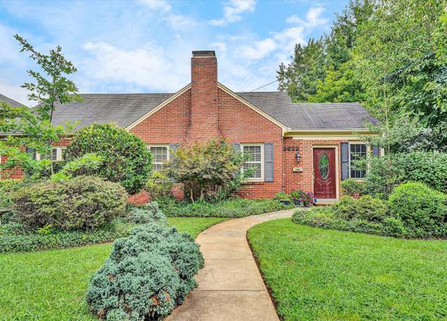 Property at 2622 Wycliffe Ave SW, Roanoke, VA 24014, 2 beds, 1.5 baths
