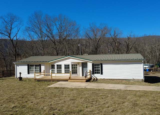 Property at 9210 Potts Creek Rd, Covington, VA 24426, 4 beds, 3 baths