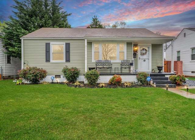 Property at 3315 Birchlawn Ave NW, Roanoke, VA 24012, 3 beds, 1 bath