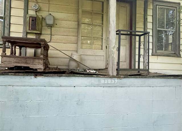 Property at 12937 North Old Moneta Rd, Moneta, VA 24121, 3 beds, 1 bath