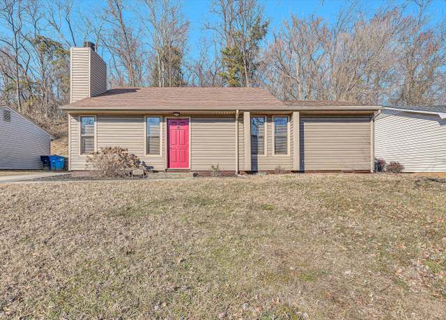 Property at 2633 Bluefield Blvd SW, Roanoke, VA 24015, 3 beds, 2 baths