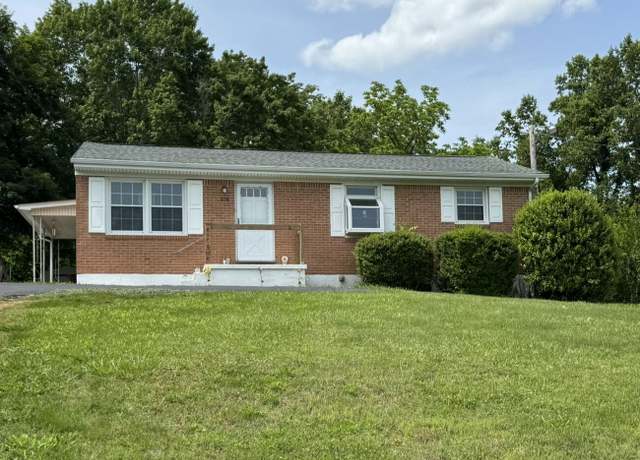 Property at 570 Scuffling Hill Rd, Rocky Mount, VA 24151, 5 beds, 3 baths