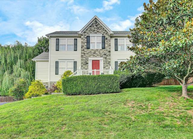 Property at 6013 Apple Harvest Dr, Roanoke, VA 24012, 3 beds, 3.5 baths