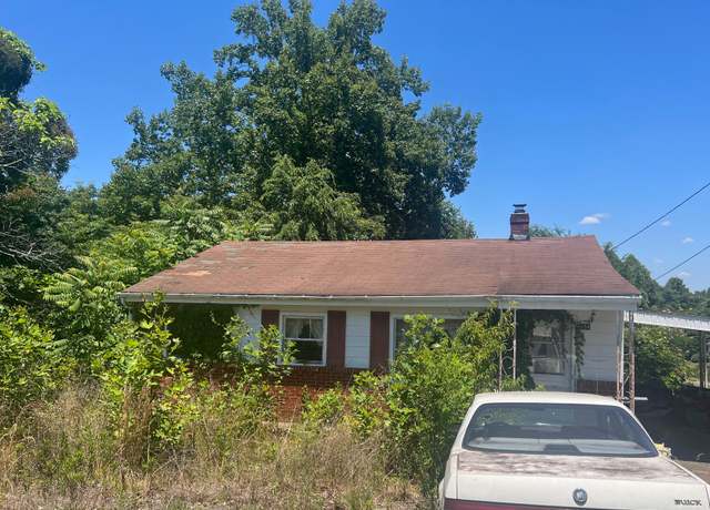 Property at 164 Clarence Martins Rd, Bassett, VA 24055, 3 beds, 1 bath