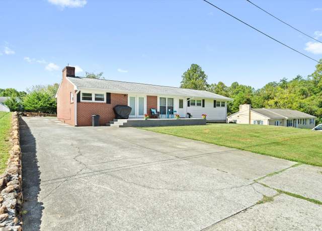 Property at 55 Highview Ter, Rocky Mount, VA 24151, 4 beds, 2 baths