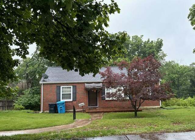 Property at 2775 Derwent Dr SW, Roanoke, VA 24015, 2 beds, 1 bath