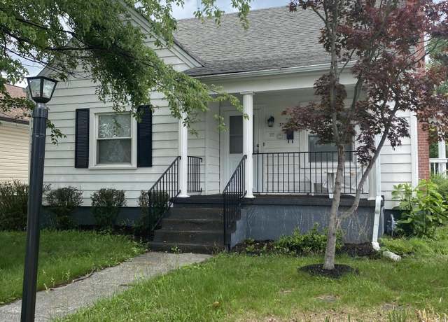 Property at 3111 Hillcrest Ave NW, Roanoke, VA 24012, 4 beds, 1 bath