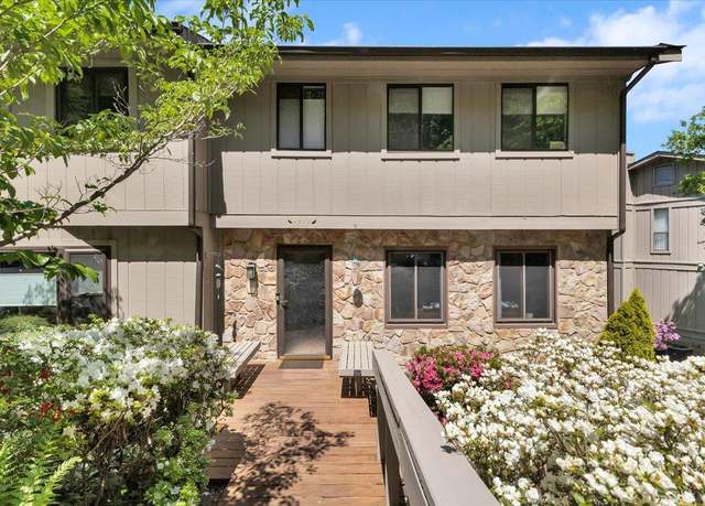 Property at 3367 Kelly Ln, Roanoke, VA 24018, 3 beds, 3.5 baths
