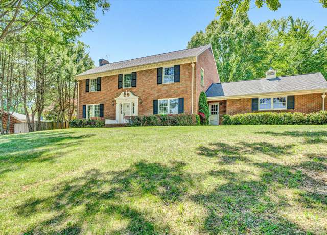 Property at 3114 Clearview Dr, Roanoke, VA 24018, 4 beds, 4 baths