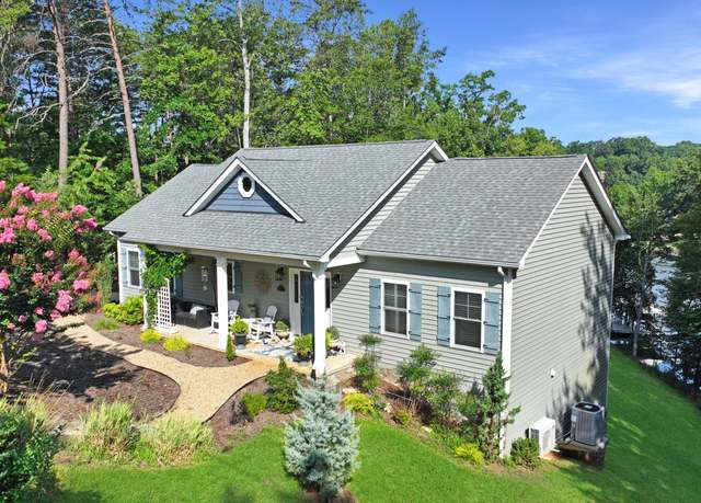 Property at 308 Buck Run Dr, Moneta, VA 24121, 4 beds, 3 baths