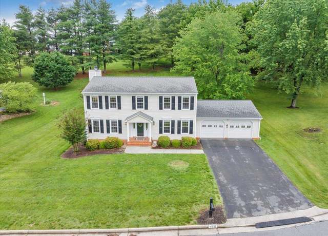 Property at 4051 Snowgoose Cir, Roanoke, VA 24018, 4 beds, 3.5 baths