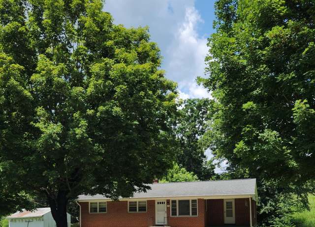 Property at 82 Twilight Ln, Glade Hill, VA 24092, 3 beds, 1 bath