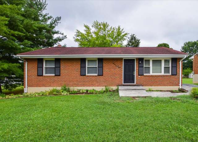 Property at 5528 Cove Rd, Roanoke, VA 24019, 3 beds, 1 bath