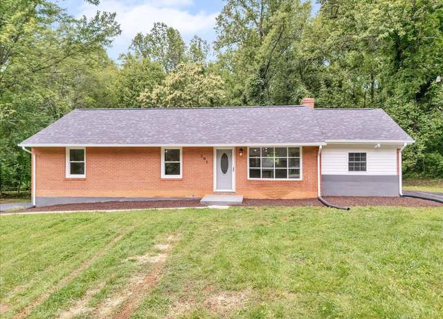 Property at 201 Forest Ridge Dr, Vinton, VA 24179, 3 beds, 2 baths
