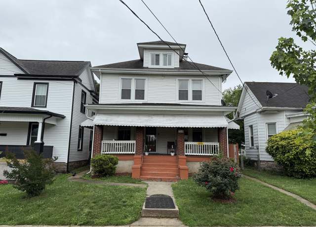 Property at 715 Highland Ave SE, Roanoke, VA 24013, 4 beds, 2 baths
