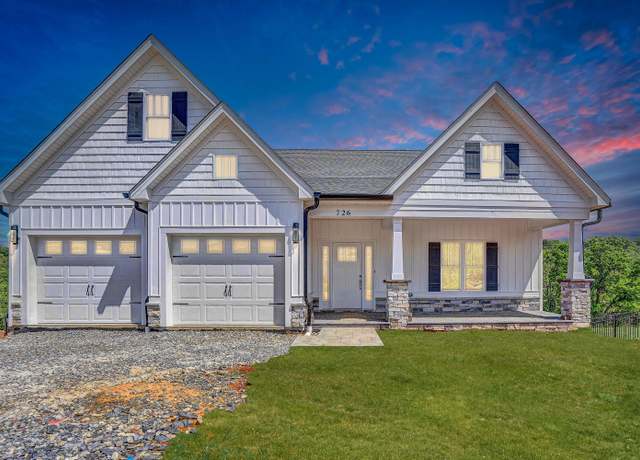 Property at 726 Ambler Ln, Salem, VA 24153, 4 beds, 3.5 baths
