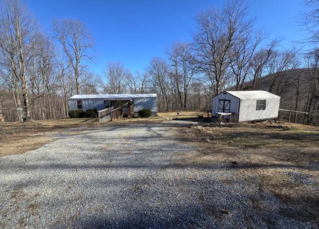 Property at 3710 Taylor Mountain Rd, Bedford, VA 24523, 2 beds, 1 bath