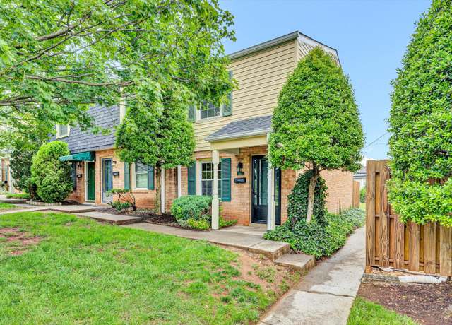 Property at 1801 Bluemont Ave SW Unit G, Roanoke, VA 24015, 2 beds, 1 bath