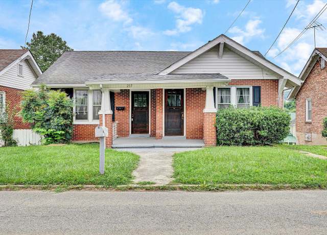 Property at 217 Lagrange St, Pulaski, VA 24301, 4 beds, 2 baths