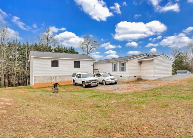 Property at 3103 Virgil H Goode Hwy, Rocky Mount, VA 24151, 3 beds, 2 baths