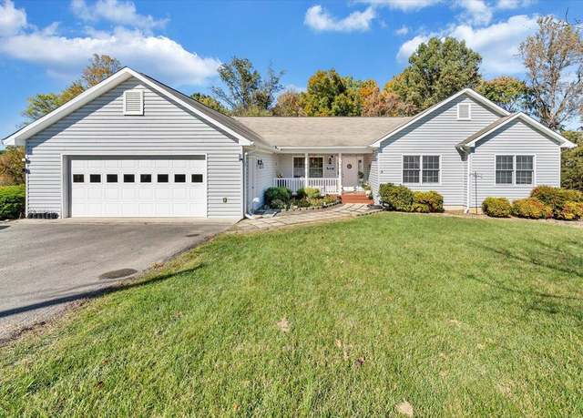 Property at 1746 Fiddler Creek Rd, Bedford, VA 24523, 3 beds, 2 baths