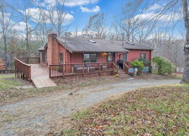 Property at 501 Spinnaker Way, Moneta, VA 24121, 3 beds, 3 baths