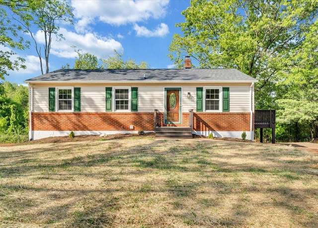 Property at 851 Short St, Bedford, VA 24523, 5 beds, 2 baths