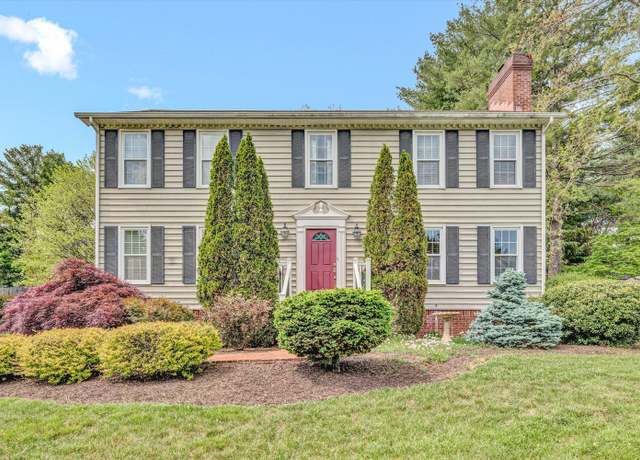 Property at 302 Ivy Ln, Daleville, VA 24083, 4 beds, 3.5 baths