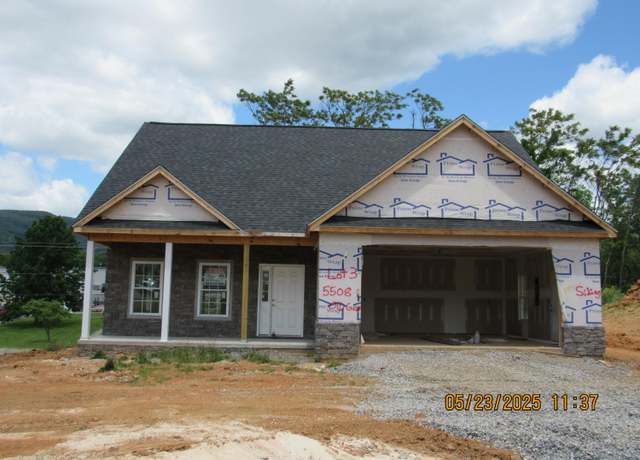 Property at 5598 Old Grove Ln, Salem, VA 24153, 3 beds, 2.5 baths