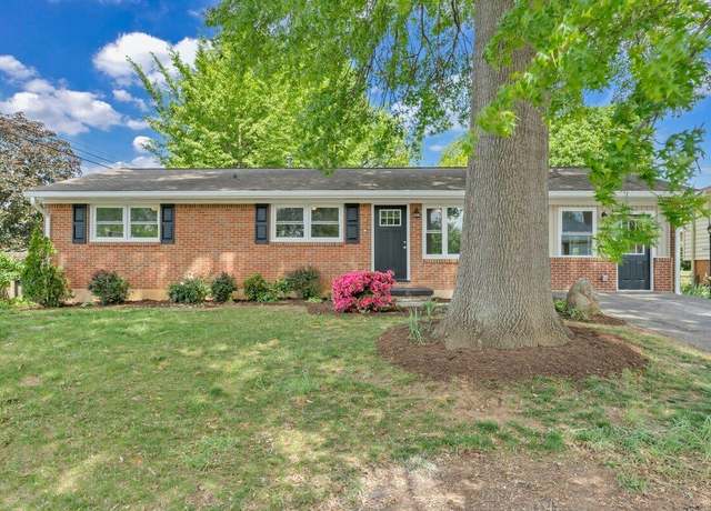 Property at 4107 Hazelridge Rd NW, Roanoke, VA 24012, 4 beds, 2.5 baths