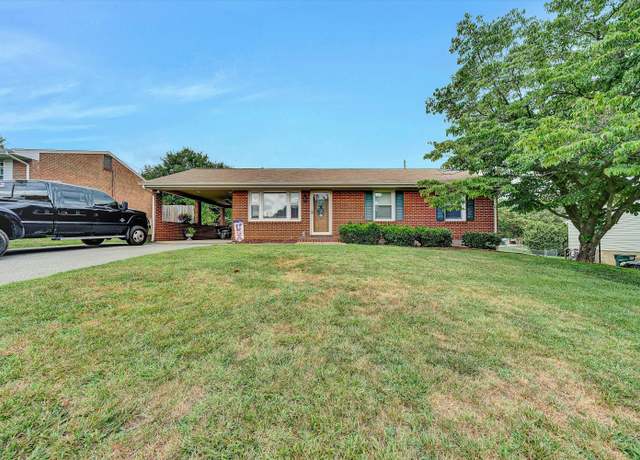 Property at 936 Ingleside Ln, Salem, VA 24153, 3 beds, 1.5 baths
