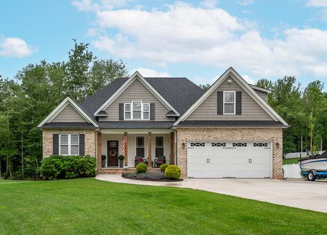 Property at 3912 Cottontown Rd, Forest, VA 24551, 4 beds, 3.5 baths