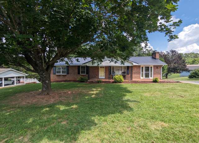 Property at 61 Sunset Dr, Rocky Mount, VA 24151, 3 beds, 1.5 baths