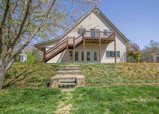 Property at 1336 Timberlake Dr, Lynchburg, VA 24502, 3 beds, 2 baths