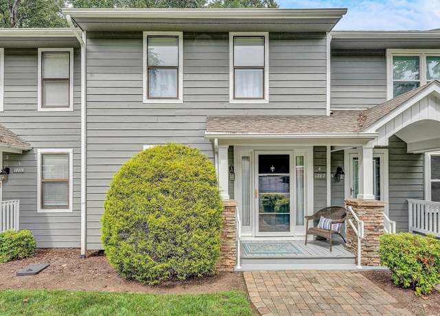 Property at 1787 Windlass Rd #4, Moneta, VA 24121, 2 beds, 3 baths