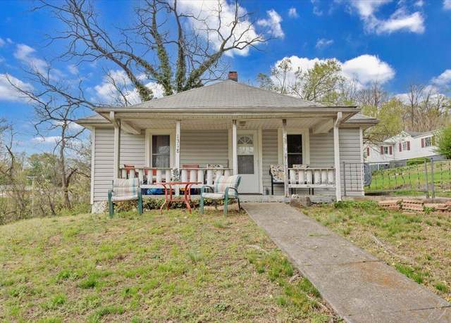 Property at 1318 East Gate Ave NE, Roanoke, VA 24012, 2 beds, 1 bath