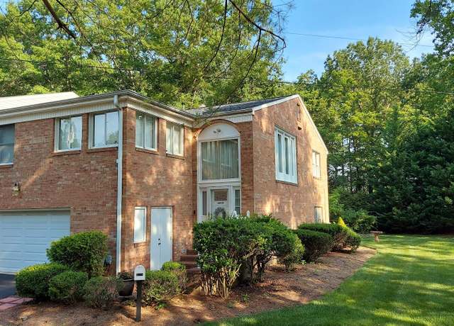 Property at 3370 Kelly Lane Ext, Roanoke, VA 24018, 3 beds, 2.5 baths