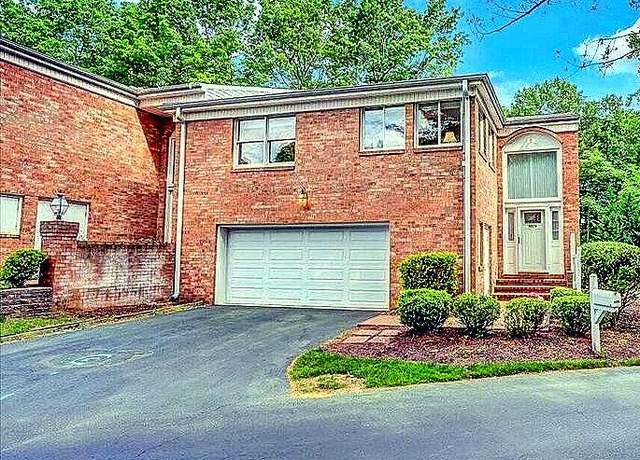 Property at 3370 Kelly Lane Ext, Roanoke, VA 24018, 3 beds, 2.5 baths