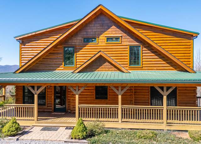 Property at 148 Leesville Lake Dr, Pittsville, VA 24139, 4 beds, 4.5 baths