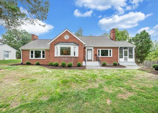 Property at 3254 Hastings Rd, Roanoke, VA 24018, 4 beds, 2 baths