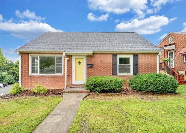 Property at 2351 Berkley Ave SW, Roanoke, VA 24015, 4 beds, 1.5 baths