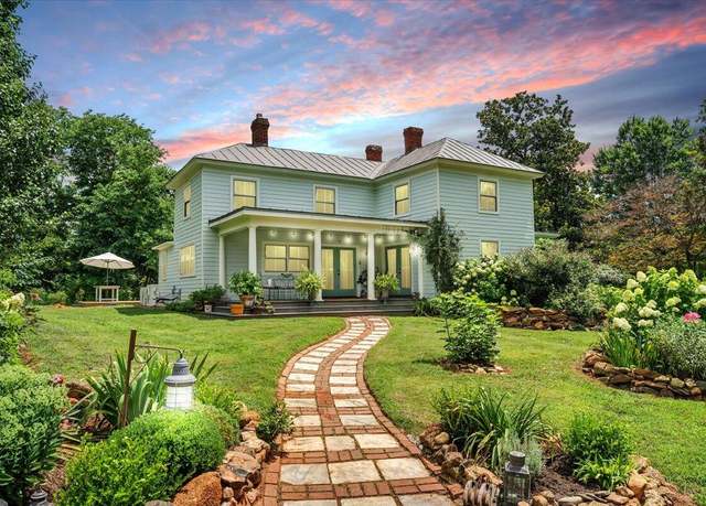 Property at 785 Jonesboro Rd, Roseland, VA 22967, 4 beds, 2.5 baths