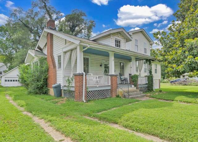 Property at 505 Arbor Ave SE, Roanoke, VA 24014, 3 beds, 2.5 baths