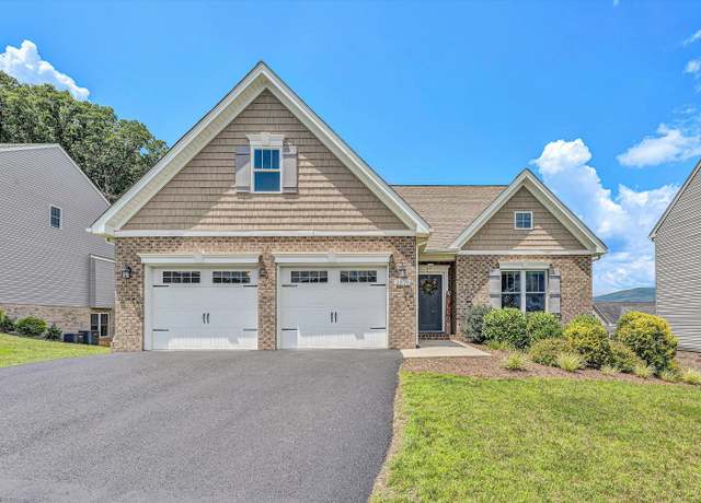 Property at 2570 Woods Meadow Ln, Salem, VA 24153, 4 beds, 3 baths