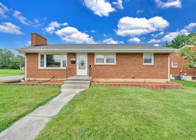 Property at 202 Frontier Rd NE, Roanoke, VA 24012, 5 beds, 1 bath