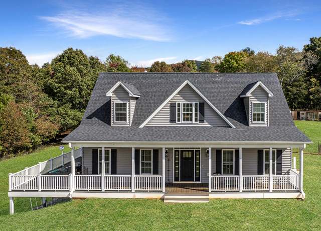 Property at 1169 Mountain Creek Ln, Big Island, VA 24526, 4 beds, 3.5 baths